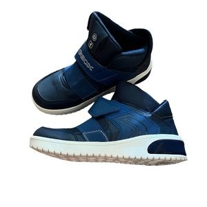 Brand New! Geox sneakers, size 5.5